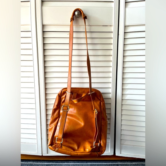 Convertible laptop backpack - Picture 8 of 11